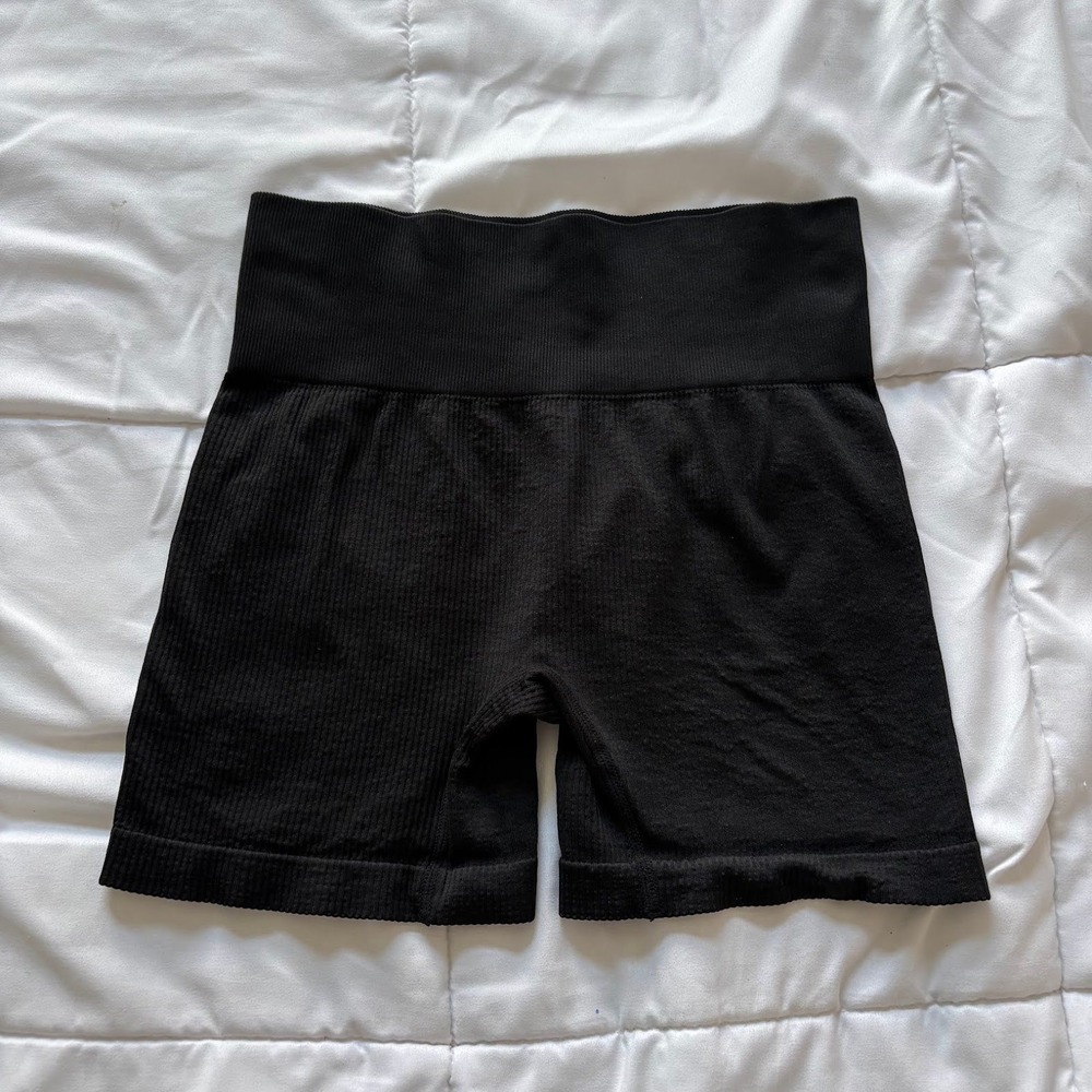 Colsie Black Ribbed Seamless Biker Spandex Shorts High Waisted Womens Large